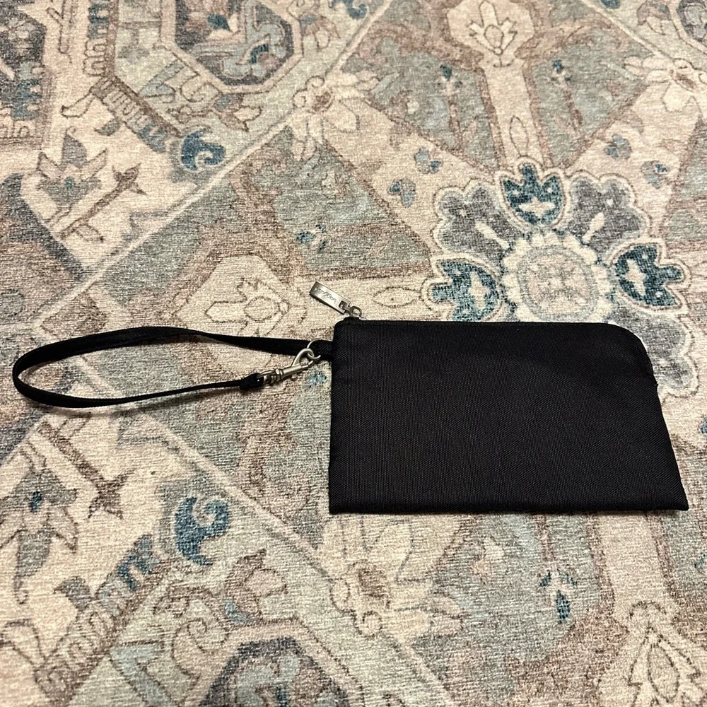 Baggallini RFID Wristlet Pouch with Card Slots Black